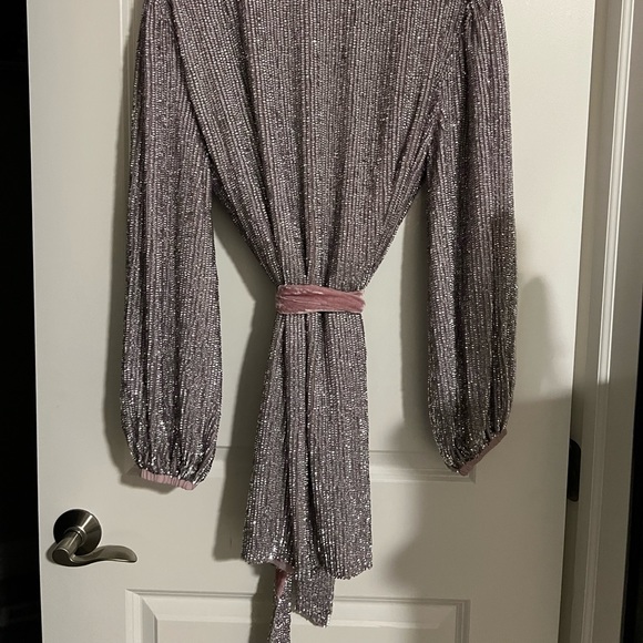 Retrofete GABRIELLE SEQUIN ROBE in dusty lilac - Picture 14 of 14